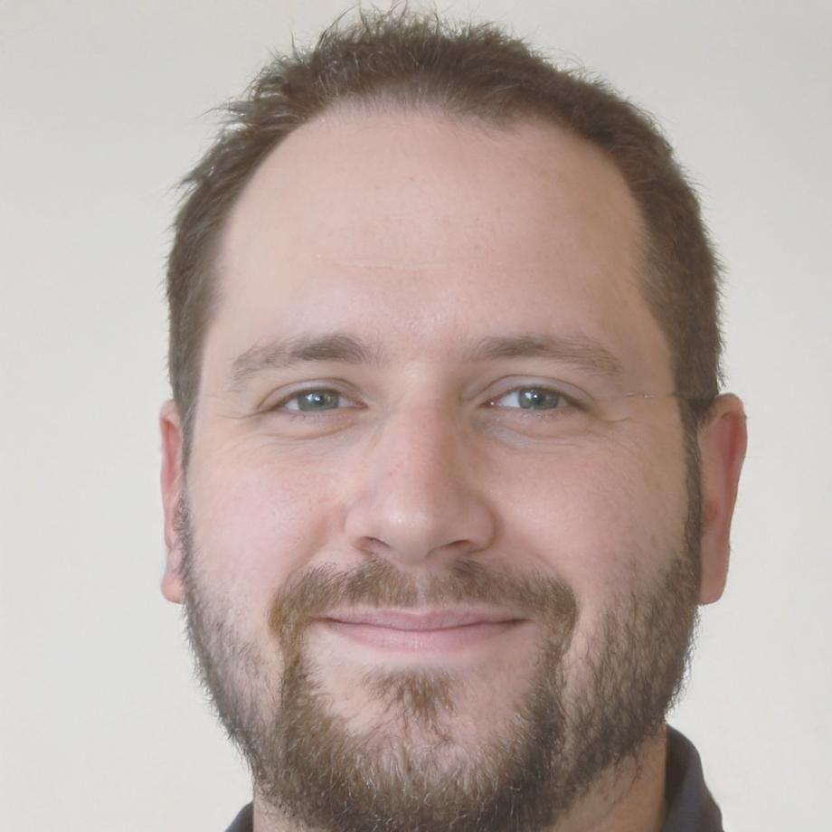 Portrait of Anuwat Kasemsuk, program participant